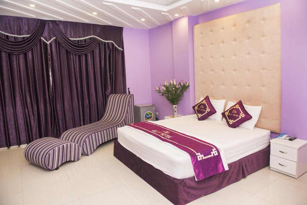 Elly Hotel Hanoi Exterior photo